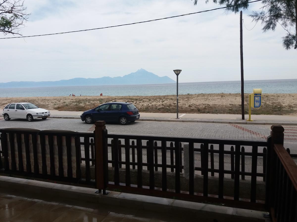 House Kosmas On The Beach Sarti Exteriör bild