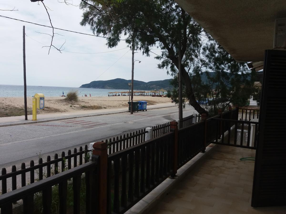 House Kosmas On The Beach Sarti Exteriör bild