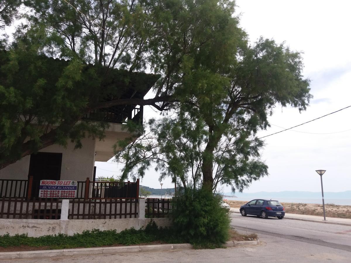 House Kosmas On The Beach Sarti Exteriör bild